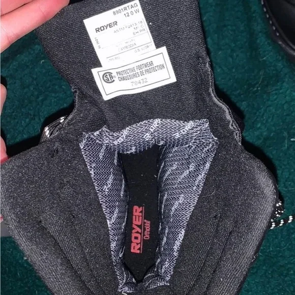 Steel toe boots - Picture 3 of 6